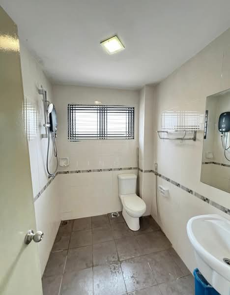 Rumah Teres 3-Tingkat untuk Dijual di Kepong (Kuala Lumpur) - Kiing TW - Bathroom - PropertyGuru.com.my