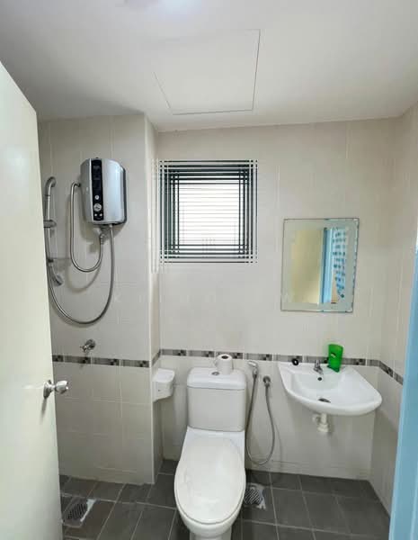 Rumah Teres 3-Tingkat untuk Dijual di Kepong (Kuala Lumpur) - Kiing TW - Bathroom - PropertyGuru.com.my