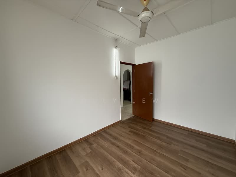 Townhouse for Sale in Kuala Lumpur (Kuala Lumpur) - Polly Lew - Bedroom - PropertyGuru.com.my