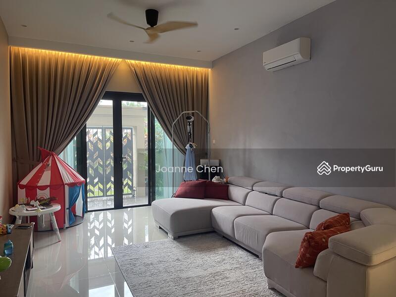 Setia Eco Templer Living area 