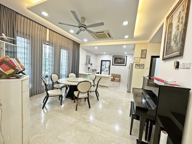 Rumah Banglo untuk Dijual di Jade Hills (Kajang) - Wendy Boon - Dining Room - PropertyGuru.com.my