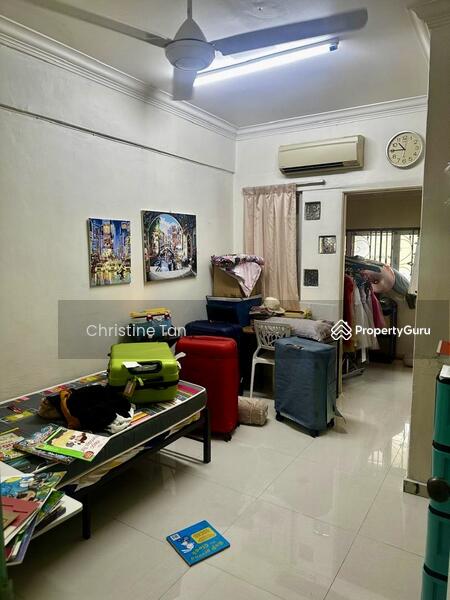 2-storey Terraced House for Sale in Seri Kembangan (Selangor) - Christine Tan - Bedroom - PropertyGuru.com.my