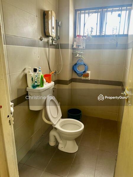 2-storey Terraced House for Sale in Seri Kembangan (Selangor) - Christine Tan - Bathroom - PropertyGuru.com.my