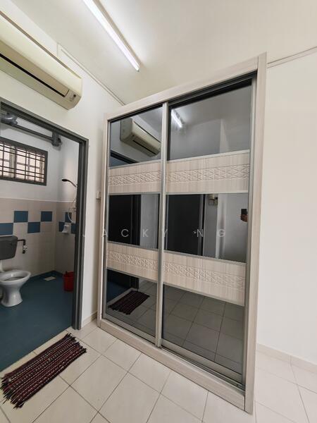 Pangsapuri untuk Disewa di Impian Senibong Apartment - Jacky Ng - Bathroom - PropertyGuru.com.my