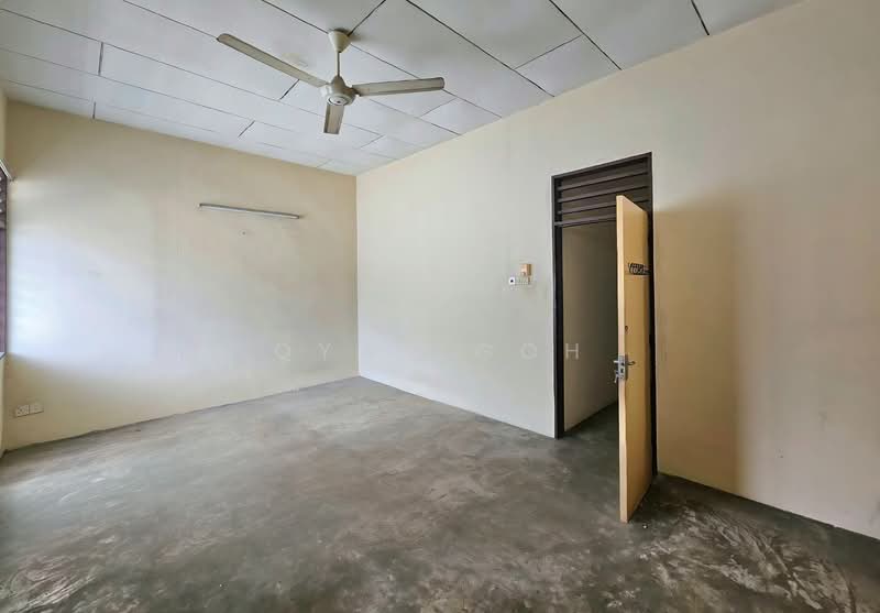 Terraced House for Sale in Island Glades (Jelutong) - Qyan Goh - PropertyGuru.com.my