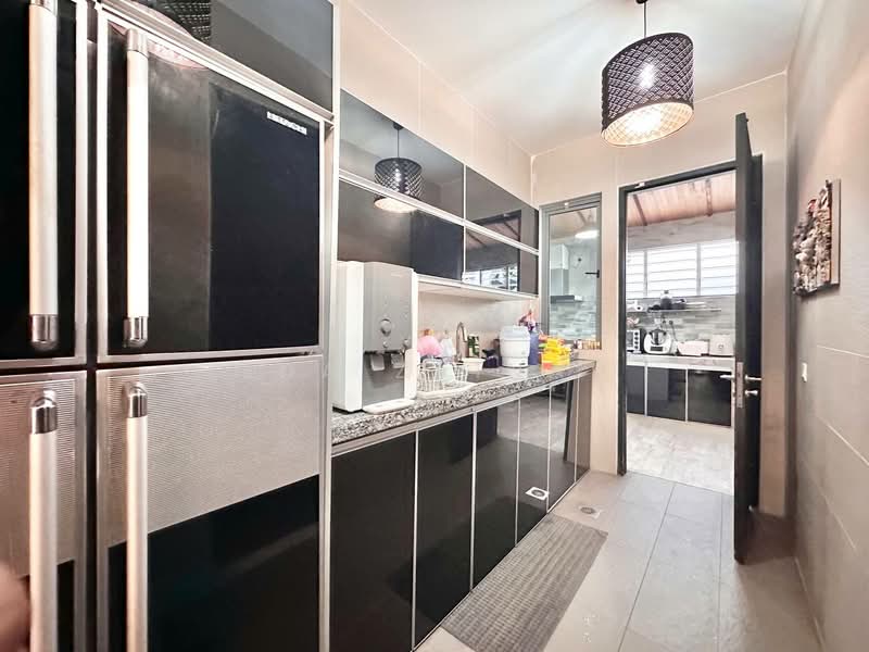 Semi-Detached House for Sale in Seksyen 6 (Bangi) - Eda Zainal - Kitchen - PropertyGuru.com.my