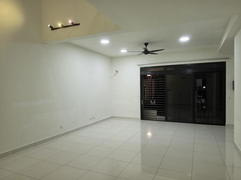 Terraced House for Rent in Johor Bahru (Johor) - Zeon Lim - Living Room - PropertyGuru.com.my