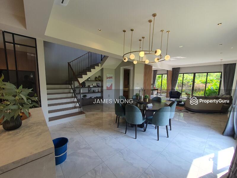 Dining & Living Hall