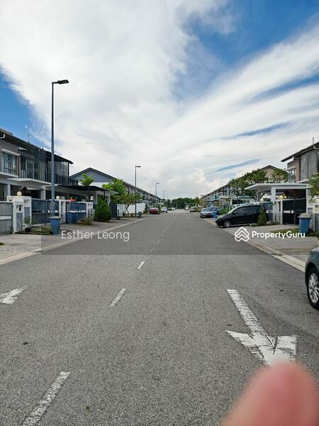 2-storey Terraced House for Sale in Bandar Rimbayu (Telok Panglima Garang) - Esther Leong - Exterior - PropertyGuru.com.my
