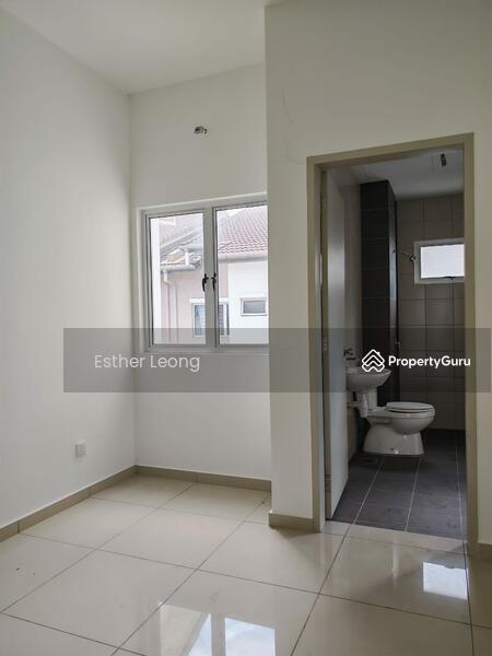 2-storey Terraced House for Sale in Bandar Rimbayu (Telok Panglima Garang) - Esther Leong - Bathroom - PropertyGuru.com.my