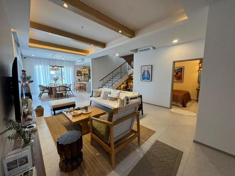 Rumah Teres untuk Dijual di Cybersouth (Dengkil) - Jay Go - Living Room - PropertyGuru.com.my