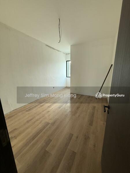 For Sale - pine square