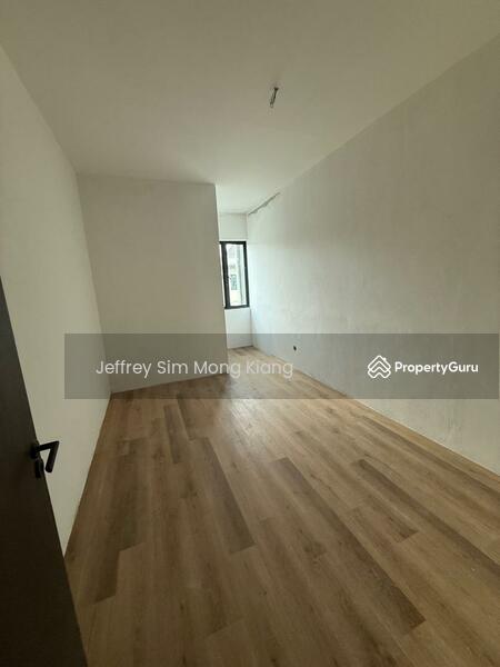 For Sale - pine square