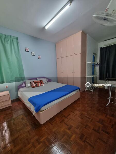 Pangsapuri untuk Dijual di Bayu Emas Apartments - Jennifer Lee - Bedroom - PropertyGuru.com.my