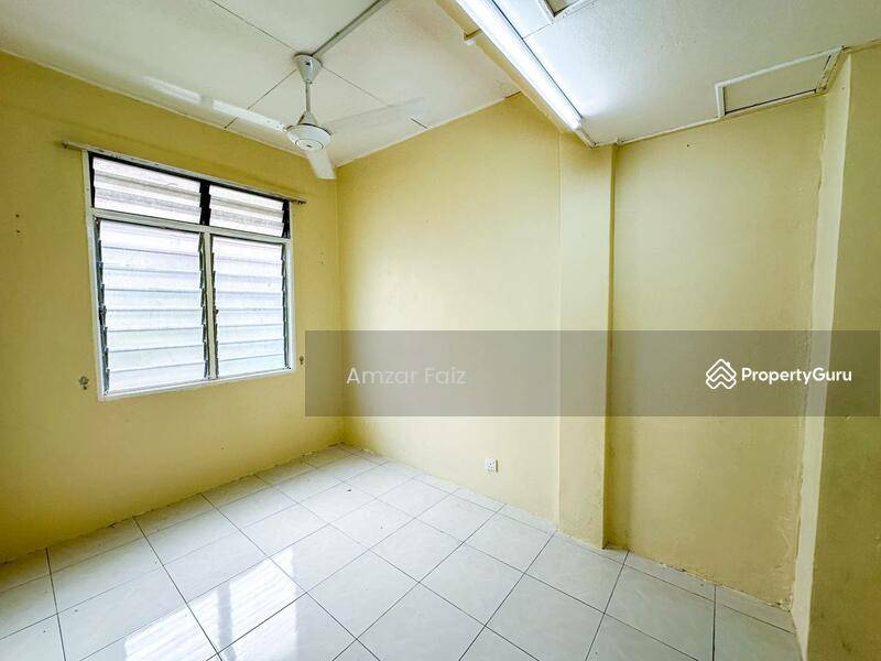 Rumah Teres 2 Tingkat untuk Dijual di Taman Salak Perdana (Dengkil) - Amzar Faiz - Bedroom - PropertyGuru.com.my