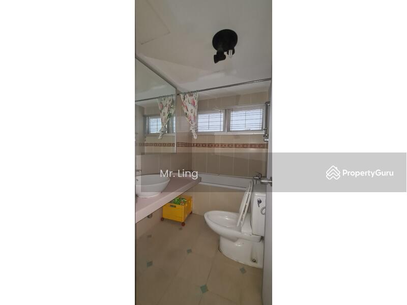 Bungalow for Sale in Taman Bukit Pantai (Bangsar) - Mr. Ling - Bathroom - PropertyGuru.com.my