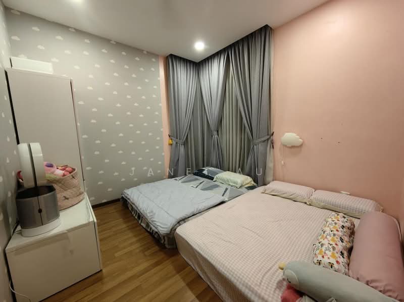 Servis Apartment untuk Dijual di Greenz (Residensi Flora) @ One South - Janet Au - Bedroom - PropertyGuru.com.my