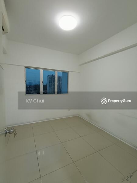 Kondominium untuk Dijual di Kiara Residence (Residensi Kiara Jalil 1) - KV Chai - Bedroom - PropertyGuru.com.my