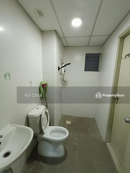Kondominium untuk Dijual di Kiara Residence (Residensi Kiara Jalil 1) - KV Chai - Bathroom - PropertyGuru.com.my