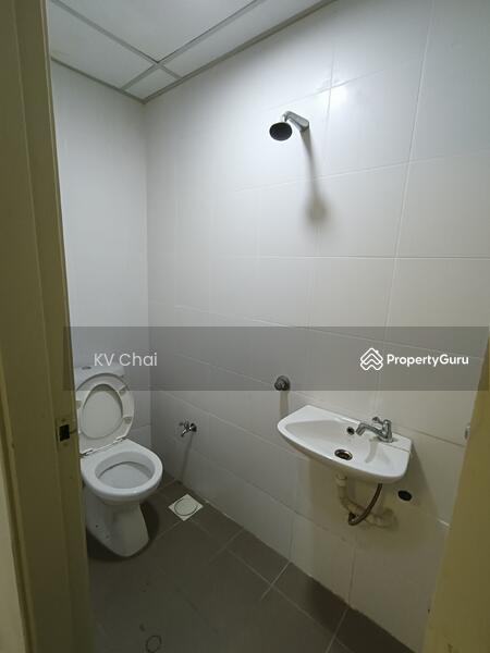 Kondominium untuk Dijual di Kiara Residence (Residensi Kiara Jalil 1) - KV Chai - Bathroom - PropertyGuru.com.my