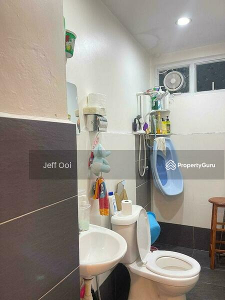 Townhouse for Sale in Ayer Itam (Penang) - Jeff Ooi - Bathroom - PropertyGuru.com.my