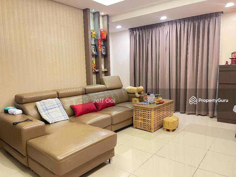 Townhouse for Sale in Ayer Itam (Penang) - Jeff Ooi - Living Room - PropertyGuru.com.my