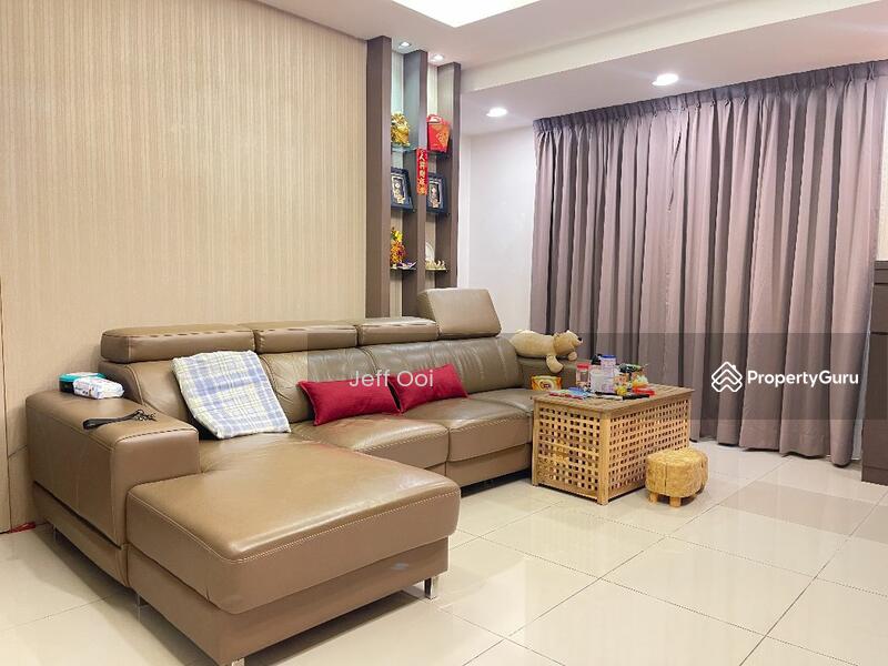 Townhouse for Sale in Ayer Itam (Penang) - Jeff Ooi - Living Room - PropertyGuru.com.my