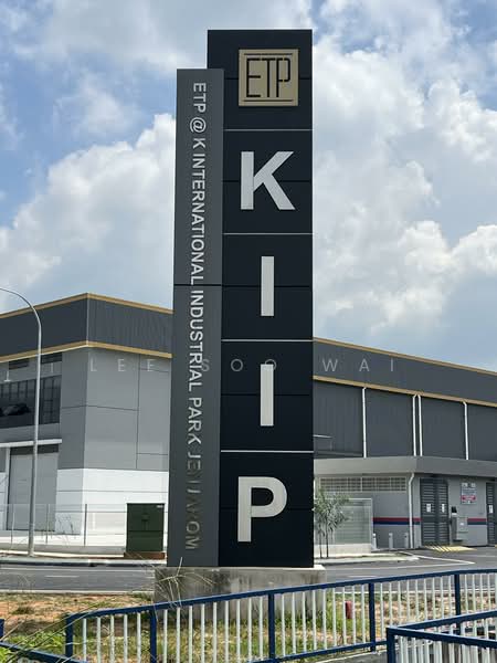 Cluster Factory for Sale in Kampung Sri Cheeding (Jenjarom) - Lee Soo Wai - Others - PropertyGuru.com.my