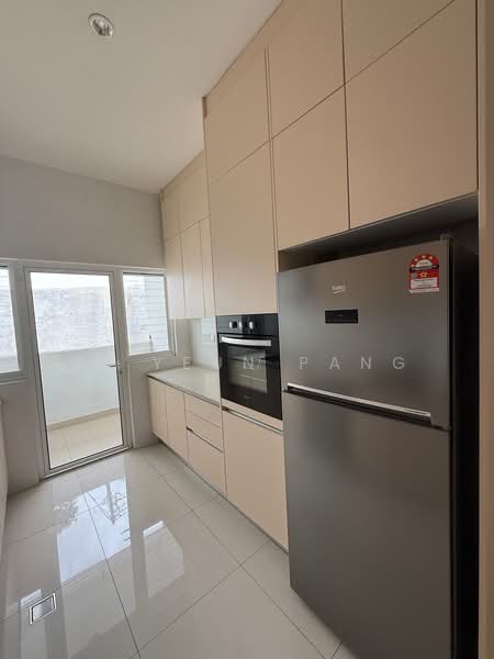 Kondominium untuk Disewa di Aman Beringin - Li Yeun Pang - Kitchen - PropertyGuru.com.my