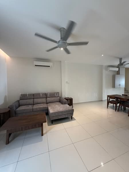 Kondominium untuk Disewa di Aman Beringin - Li Yeun Pang - Living Room - PropertyGuru.com.my