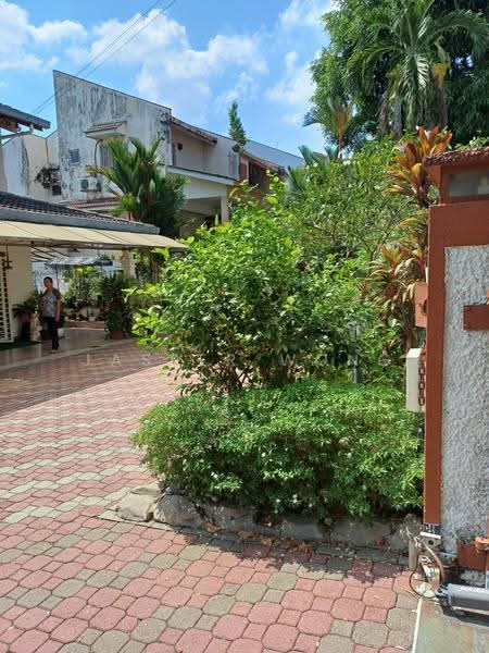 Bungalow House for Sale in Taman Overseas Union (Taman Oug) (Jalan Klang Lama (Old Klang Road)) - Jasper Wong - Exterior - PropertyGuru.com.my