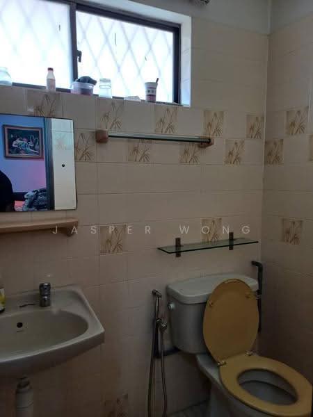 Bungalow House for Sale in Taman Overseas Union (Taman Oug) (Jalan Klang Lama (Old Klang Road)) - Jasper Wong - Bathroom - PropertyGuru.com.my