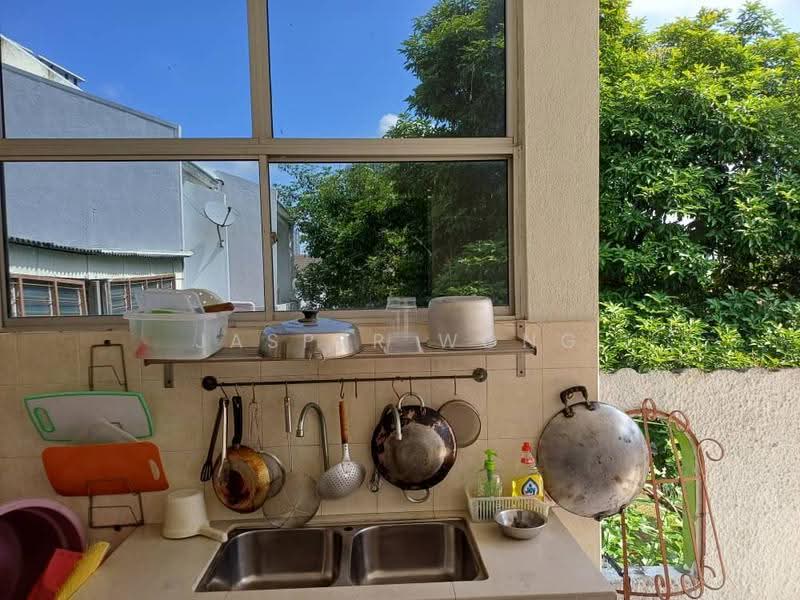 Bungalow House for Sale in Taman Overseas Union (Taman Oug) (Jalan Klang Lama (Old Klang Road)) - Jasper Wong - Kitchen - PropertyGuru.com.my