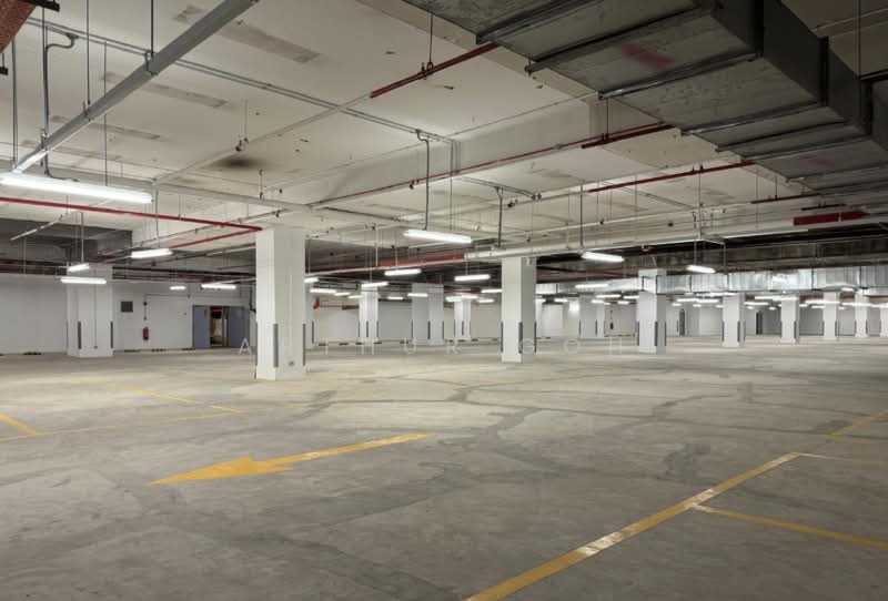 Factory for Rent in Kampung Bukit Kemuning (Shah Alam) - Arthur Goh - Car Park - PropertyGuru.com.my