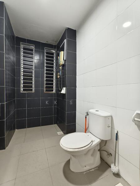 2-storey Terraced House for Sale in Taman TTDI Grove (Kajang) - KK Sah - Bathroom - PropertyGuru.com.my