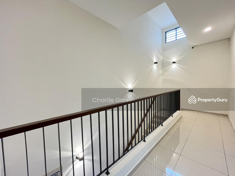 2-storey Terraced House for Sale in Bandar Rimbayu (Telok Panglima Garang) - Charlie Gan - PropertyGuru.com.my