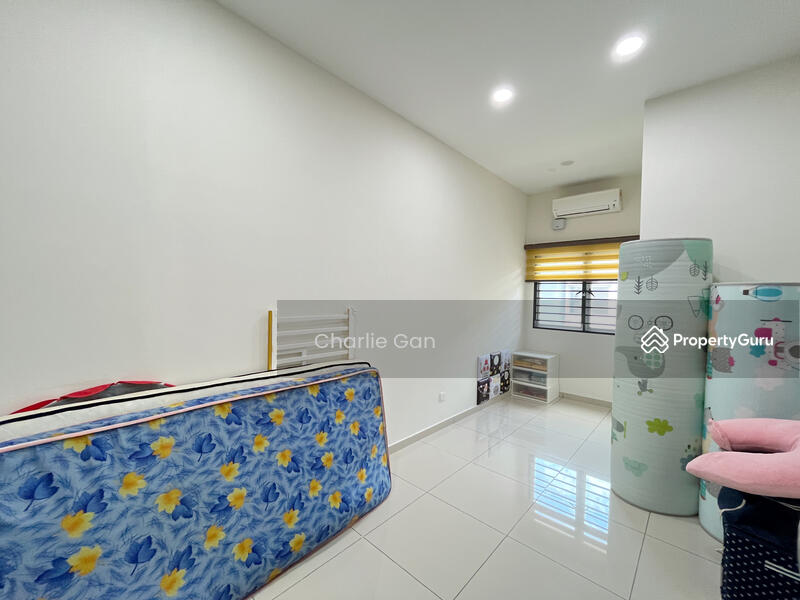 2-storey Terraced House for Sale in Bandar Rimbayu (Telok Panglima Garang) - Charlie Gan - PropertyGuru.com.my