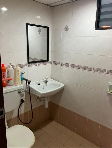Condominium for Rent at N-Park Condominium - Amy Toh - Bathroom - PropertyGuru.com.my