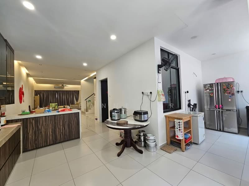 Rumah Teres untuk Dijual di 16 Sierra (Puchong) - Jeanne Hor - Kitchen - PropertyGuru.com.my