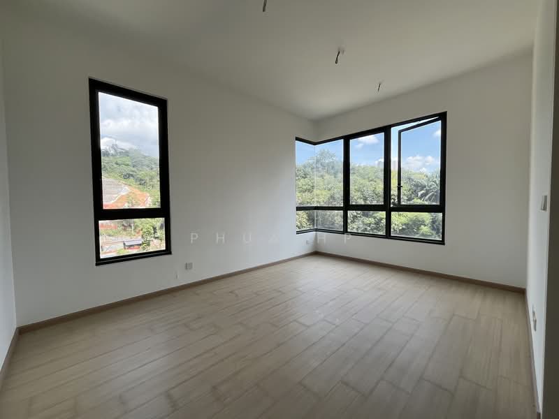 For Sale - Trinity Pentamont