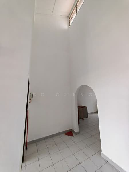 Rumah Teres 1 Tingkat untuk Dijual di Taman Perling (Perling) - SC Cheng - Entrance - PropertyGuru.com.my