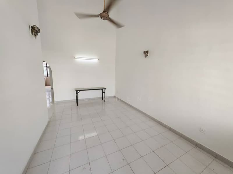 Rumah Teres 1 Tingkat untuk Dijual di Taman Perling (Perling) - SC Cheng - Living Room - PropertyGuru.com.my