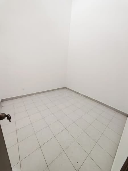 Rumah Teres 1 Tingkat untuk Dijual di Taman Perling (Perling) - SC Cheng - Study - PropertyGuru.com.my