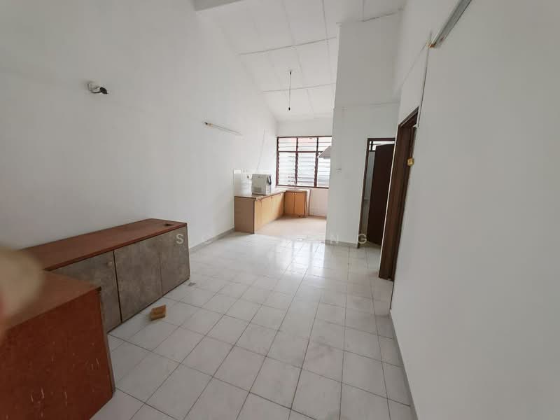 Rumah Teres 1 Tingkat untuk Dijual di Taman Perling (Perling) - SC Cheng - Kitchen - PropertyGuru.com.my