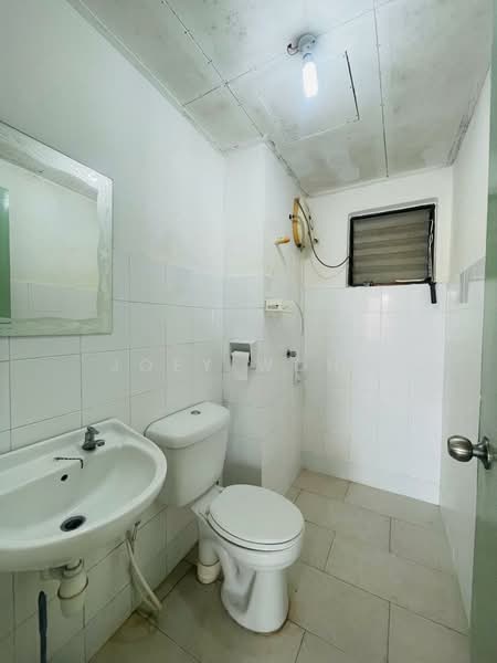 Condominium for Sale at Vista Millennium Condominium - Joey Wong - Bathroom - PropertyGuru.com.my