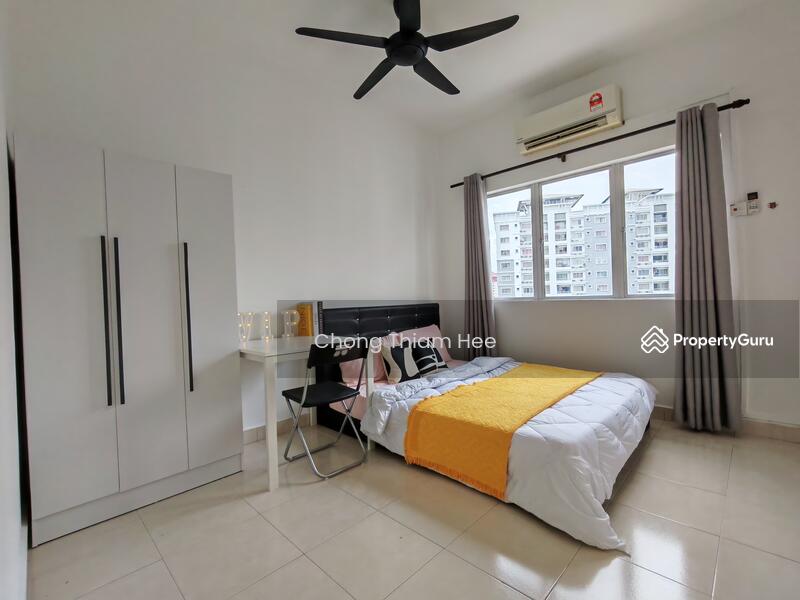 Medium Room 