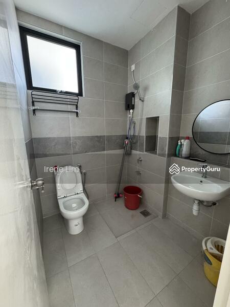Bathroom (Downstair)