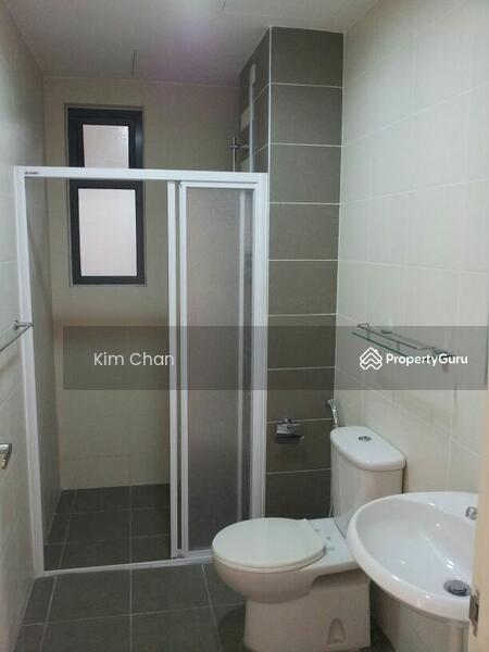 Semi-Detached House for Sale in Jalil Sutera (Bukit Jalil) - Kim Chan - Bathroom - PropertyGuru.com.my