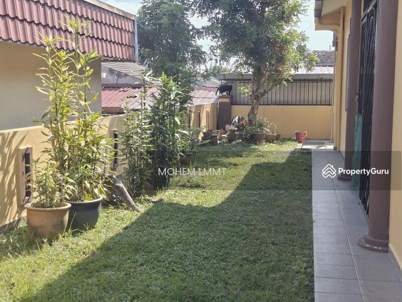 For Sale - Paroi