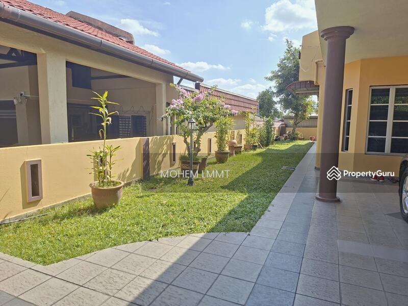 For Sale - Paroi